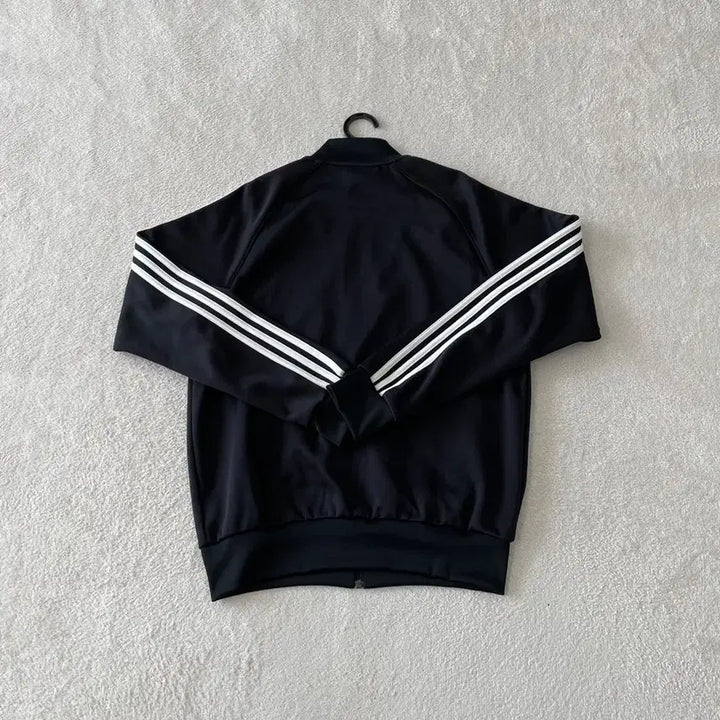 [BUNJANG] Adidas Superstar Black Jersey (Size 110) / 110 아디다스 슈퍼스타 블랙 져지