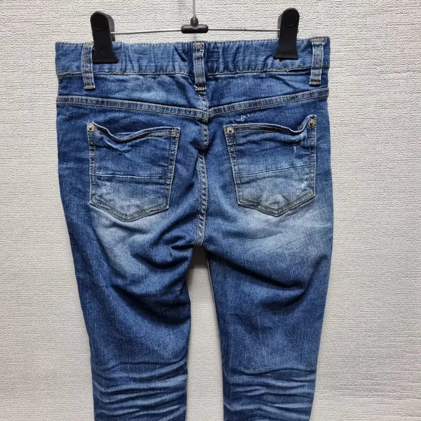 [BUNJANG] MA243 Washed Denim Jeans / 마243 워싱 데님 청바지