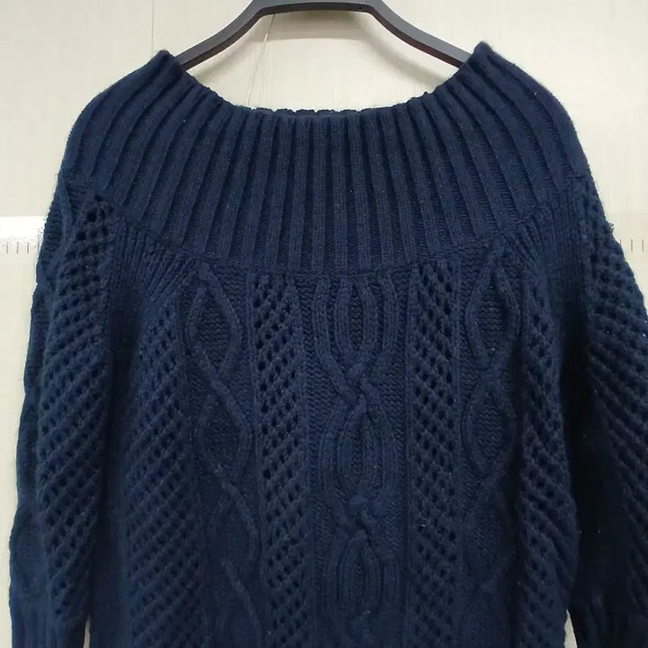 [BUNJANG] Juicy Couture Navy Cable Knit Top / 쥬시꾸띠르 네이비 케이블 니트 7부 소매