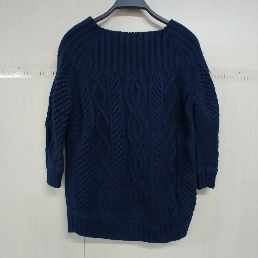[BUNJANG] Juicy Couture Navy Cable Knit Top / 쥬시꾸띠르 네이비 케이블 니트 7부 소매