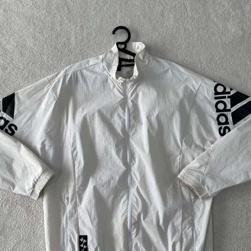 [BUNJANG] Adidas Woven Logo Windbreaker Jacket / XL 아디다스 우븐 로고 바람막이 105