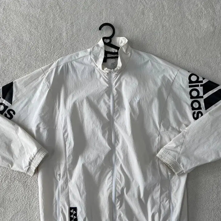 [BUNJANG] Adidas Woven Logo Windbreaker Jacket / XL 아디다스 우븐 로고 바람막이 105