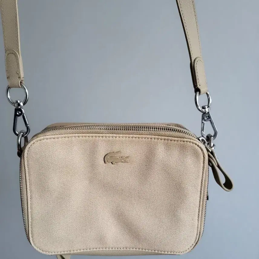 [BUNJANG] Lacoste Canvas Crossbody Bag / 라코스테 베이지 캔버스 크로스백