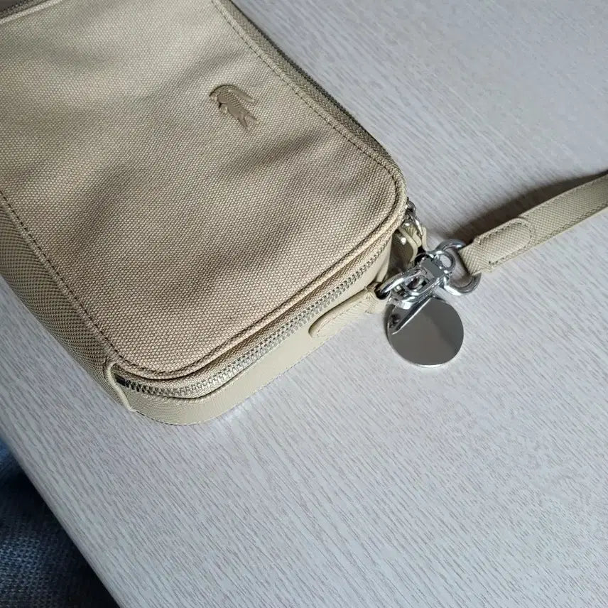 [BUNJANG] Lacoste Canvas Crossbody Bag / 라코스테 베이지 캔버스 크로스백