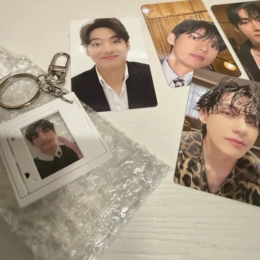 [SOLD OUT] 방탄소년단 bts 아리랑 위버스 특전 구성 태형 뷔 포카 키링 일괄