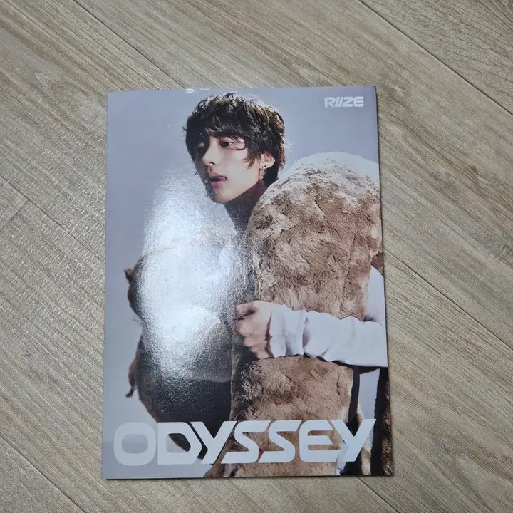 [BUNJANG] RIIZE Anton Odyssey Photobook Cover / 라이즈 앤톤 오디세이 포토북 버전 양도