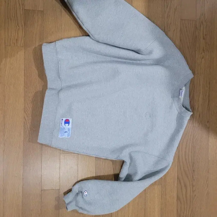 [SOLD OUT] 챔피온 회색 맨투맨 티셔츠