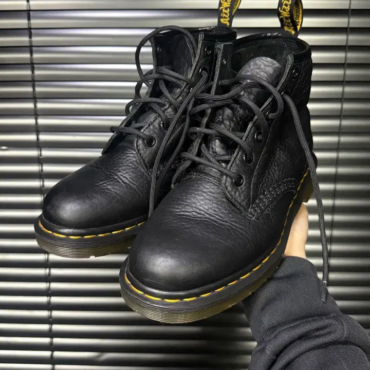 [BUNJANG] Dr. Martens 101 6-Hole Leather Boots (UK5) / 닥터마틴 101 6홀 가죽 부츠 레더 240 무광 빈티지 uk5 블랙