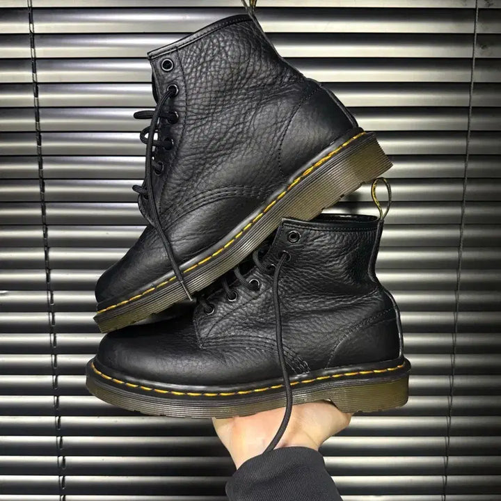 [BUNJANG] Dr. Martens 101 6-Hole Leather Boots (UK5) / 닥터마틴 101 6홀 가죽 부츠 레더 240 무광 빈티지 uk5 블랙