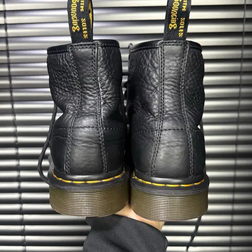 [BUNJANG] Dr. Martens 101 6-Hole Leather Boots (UK5) / 닥터마틴 101 6홀 가죽 부츠 레더 240 무광 빈티지 uk5 블랙