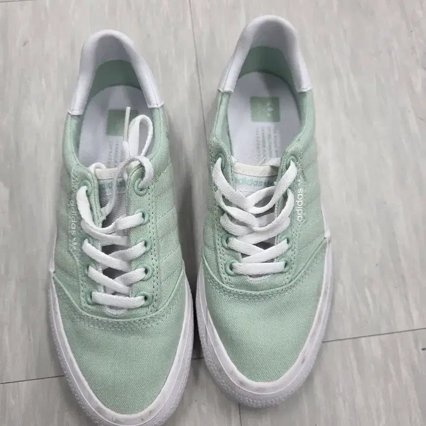 [BUNJANG] Adidas Mint Green Sneakers / 아디다스 민트색 스니커즈 운동화