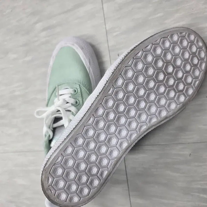 [BUNJANG] Adidas Mint Green Sneakers / 아디다스 민트색 스니커즈 운동화