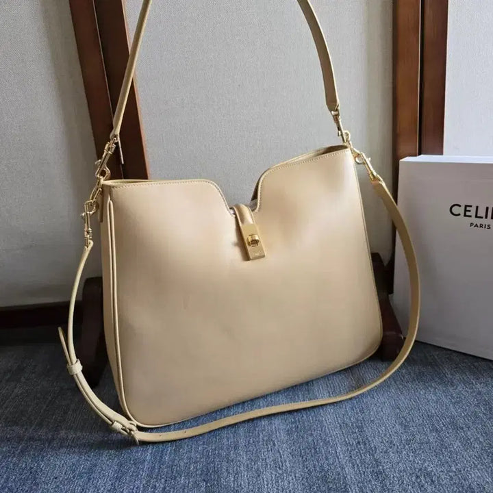 [BUNJANG] Celine Crossbody Shoulder Bag / 셀린 크로스 숄더백