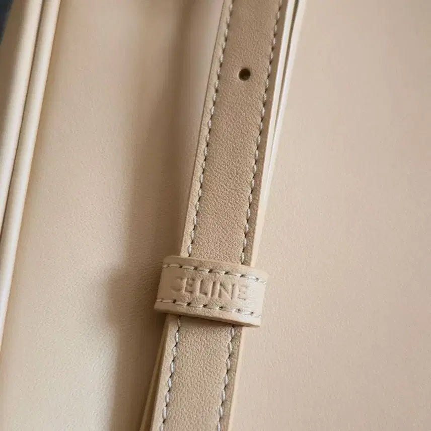 [BUNJANG] Celine Crossbody Shoulder Bag / 셀린 크로스 숄더백