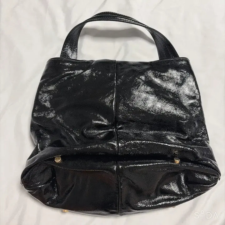 [SOLD OUT] 입생로랑 페이던트 숄더백