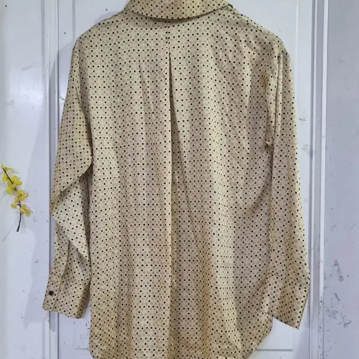 [BUNJANG] ZARA Silk Blouse / 자라. 실크같은 블라우스. 깨끗해요. 가슴단면49