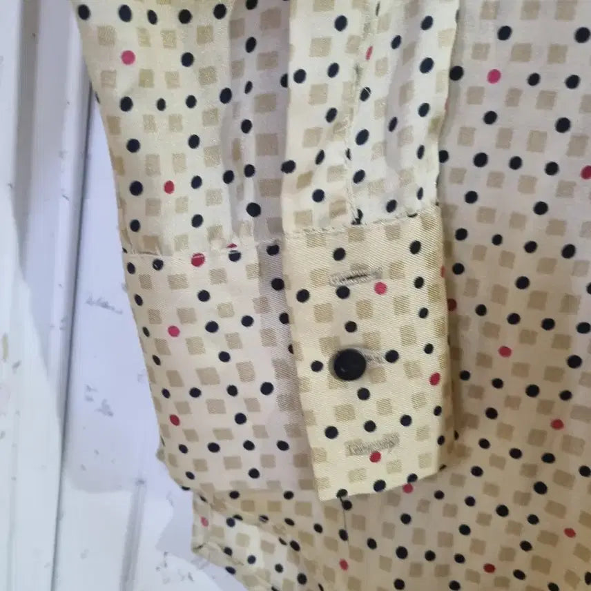[BUNJANG] ZARA Silk Blouse / 자라. 실크같은 블라우스. 깨끗해요. 가슴단면49