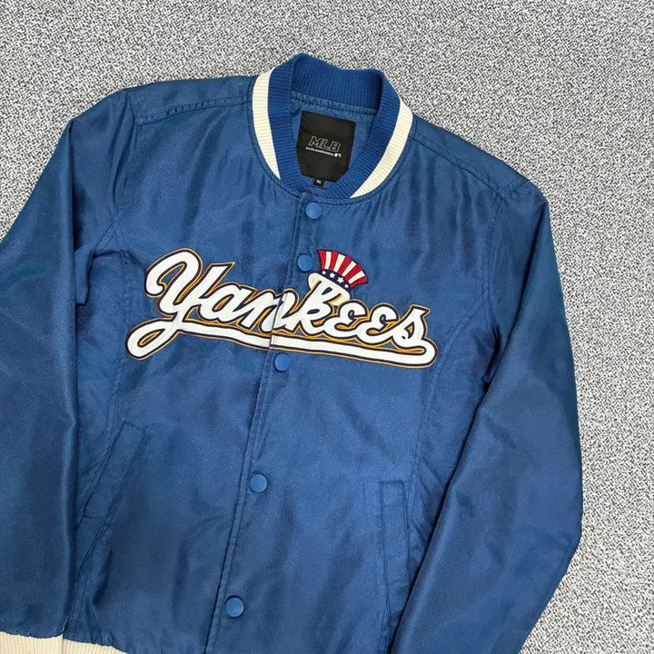 [BUNJANG] MLB New York Yankees Varsity Jacket / <MLB 뉴욕양키스 바시티 자켓> No.1465