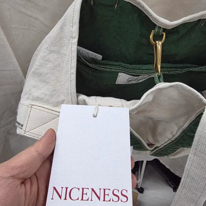 [BUNJANG] Niceness L.Lesh 26SS Shoulder Bag / niceness l.lesh 26ss