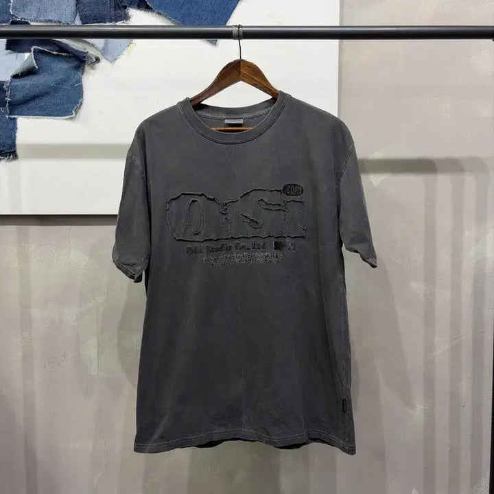 [BUNJANG] Odd Studio Pigment Logo Embroidered T-shirt / (105) 오드스튜디오 스트릿 피그먼트 로고 자수 반팔 티