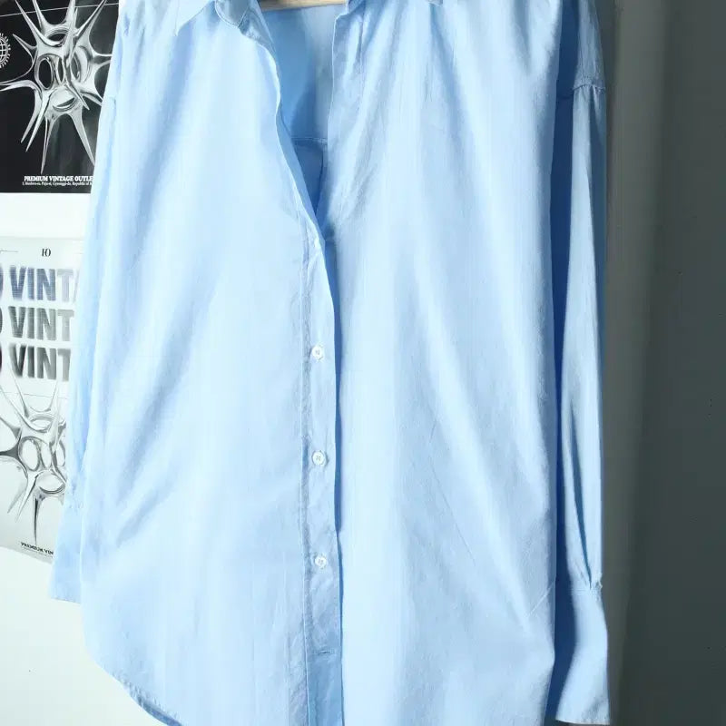 [BUNJANG] Zara V-Neck Solid Shirt (Light Blue) / W(XS-M) 자라 셔츠 남방 브이넥 연블루 소라색 무지-17D0E