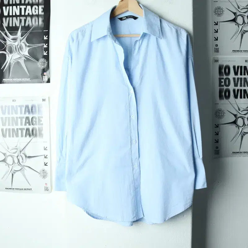 [BUNJANG] Zara V-Neck Solid Shirt (Light Blue) / W(XS-M) 자라 셔츠 남방 브이넥 연블루 소라색 무지-17D0E