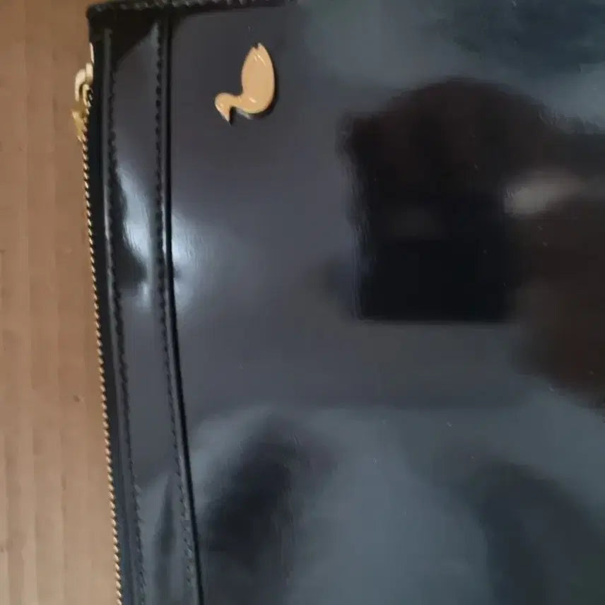 [BUNJANG] Thom Browne Glossy Black Calf Leather Clutch Bag with Duck Motif / 톰브라운덕 유광 블랙 카프 레더 클러치