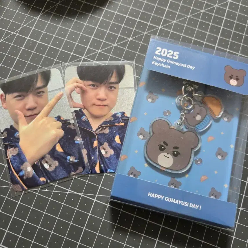 [BUNJANG] T1 Gumayusi Birthday Keyring Photocard / 구마유시 생일 키링 포카
