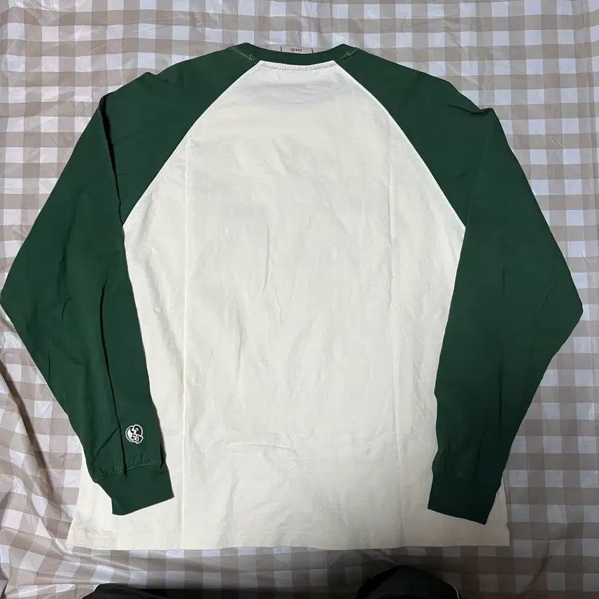 [SOLD OUT] 팀코믹스 나그랑 긴팔 M 롱슬리브 긴팔티 아이보리 래글런 초록