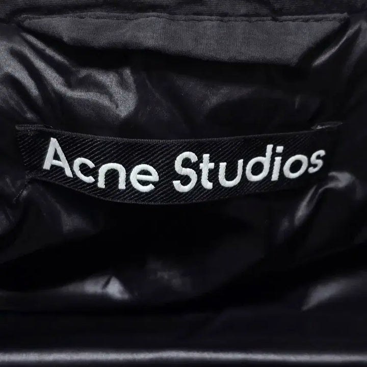 [BUNJANG] Acne Studios Padded Vest / 아크네 스튜디오 패딩조끼 L
