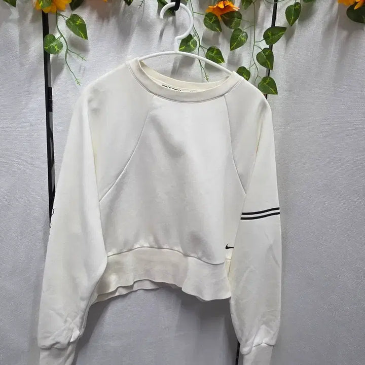 [BUNJANG] Nike Cropped Long Sleeve T-Shirt / 나이키크롭티셔츠