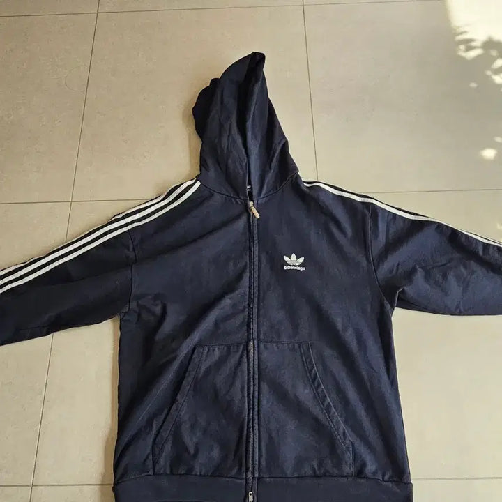 [BUNJANG] Balenciaga x Adidas Collaboration Hooded Zip-Up S / 발렌시아가x아디다스 후드집업 s판매