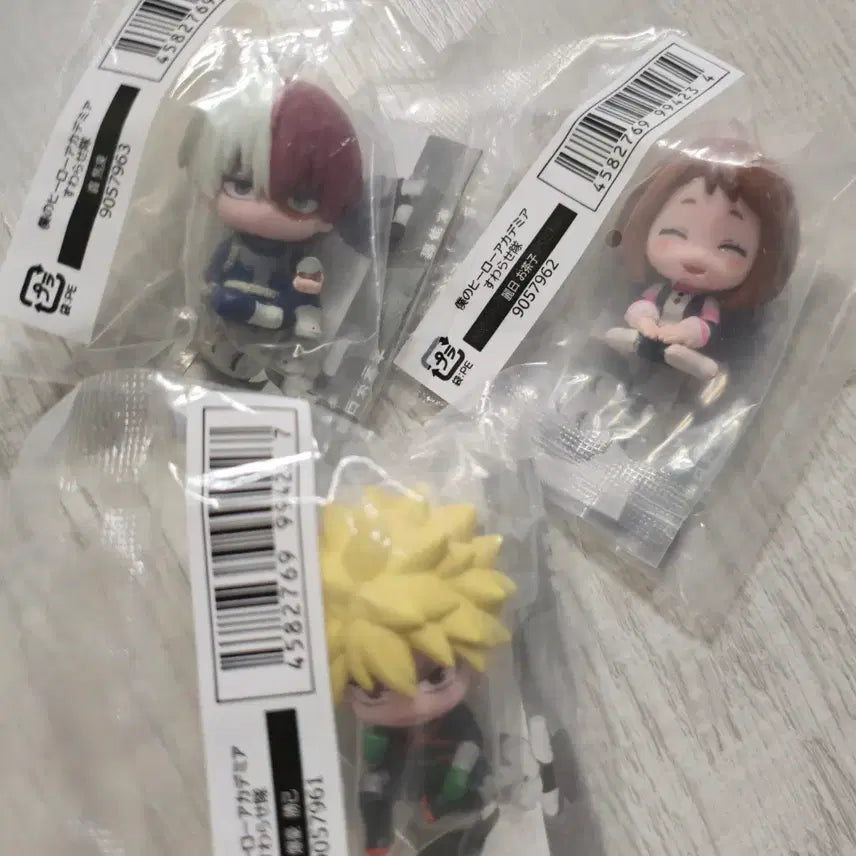 [BUNJANG] My Hero Academia Bakugo Todoroki Uraraka Figure Bundle Set / 히로아카 바쿠고 토도로키 우라라카 가챠 미개봉 스와라세타이 굿즈 나히아