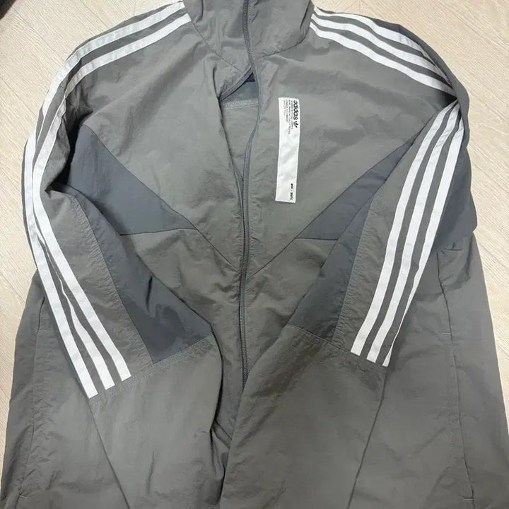 [BUNJANG] Adidas 3-Stripes Track Jacket Grey / 아디다스 삼선 트랙 자켓 그레이