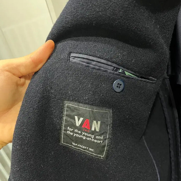 [BUNJANG] Vanjac Navy Blazer with Gold Buttons / Van jac 반작 네이비 금장 자켓 블레이져