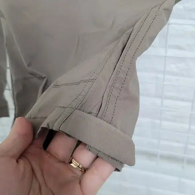 [BUNJANG] K2 Outdoor Functional Spandex Cargo Shorts Beige / [36]k2케이투 아웃도어캠핑등산낚시 베이지 기능성 스판덱스 반바지 36