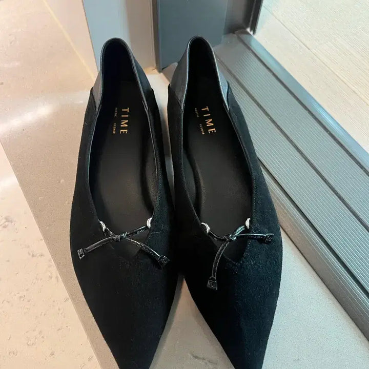 [BUNJANG] Time To Way Black Suede Flat Shoes (230) / 타임 투웨이 블랙 스웨이드 플랫 슈즈(230)