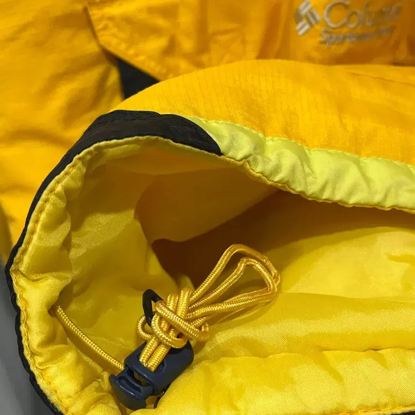 [BUNJANG] Columbia Yellow/Black Anorak Windbreaker Jacket / 컬럼비아 옐로우/블랙 바람막이 자켓 아노락 한겨울용