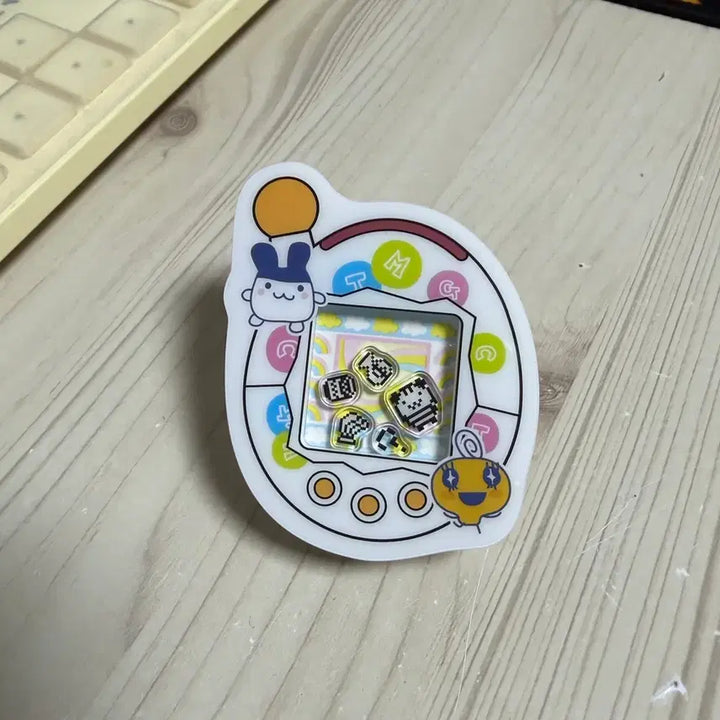 [BUNJANG] Bandai Tamagotchi Shakashaka Acrylic Clip Gacha - White / 정품) 반다이 다마고치 샤카샤카 아크릴 클립 가챠 - 화이트