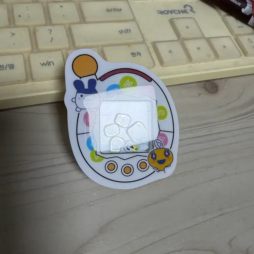 [BUNJANG] Bandai Tamagotchi Shakashaka Acrylic Clip Gacha - White / 정품) 반다이 다마고치 샤카샤카 아크릴 클립 가챠 - 화이트
