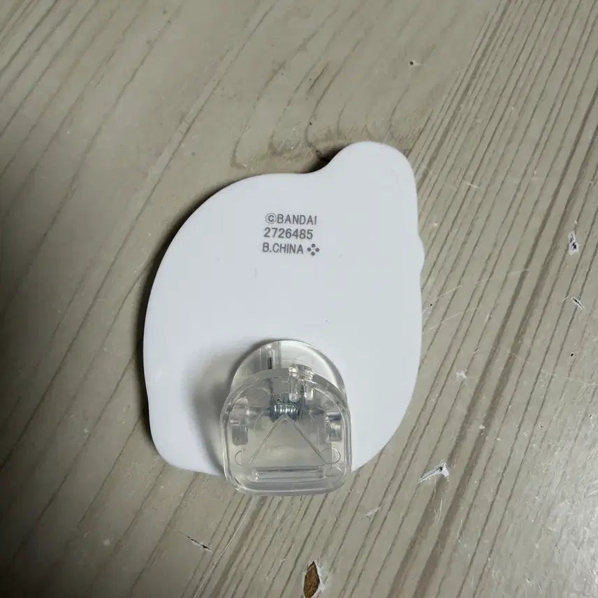 [BUNJANG] Bandai Tamagotchi Shakashaka Acrylic Clip Gacha - White / 정품) 반다이 다마고치 샤카샤카 아크릴 클립 가챠 - 화이트