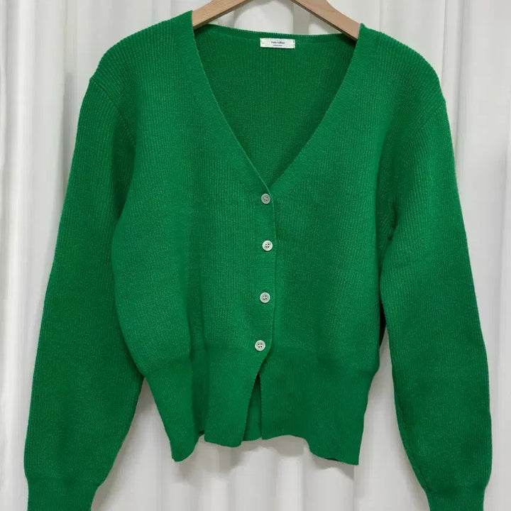 [BUNJANG] Vivid Green V-Neck Cardigan / 그린 브이넥 가디건