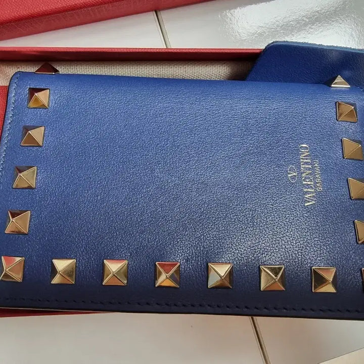 [BUNJANG] Valentino Rockstud Bi-fold Wallet Blue / 발렌티노 락스터드 블루 반지갑