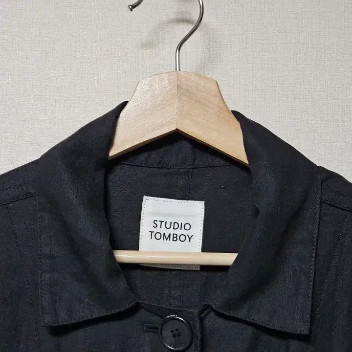 [BUNJANG] Studio Tomboy Outpocket Regular Collar Coat / 스튜디오 톰보이 블랙 아웃포켓 레귤러카라 코트 프리