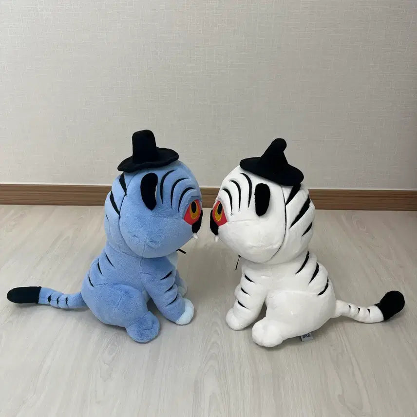 [BUNJANG] Kedeheon Baekho Cheongho Defi Seated Statue Doll / 케데헌 백호 청호 데피 앉은 좌상 인형