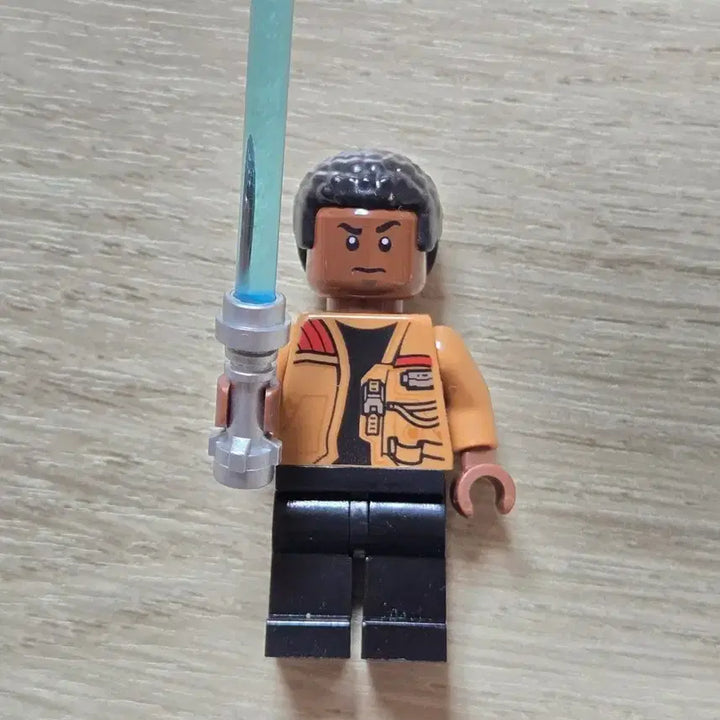 [BUNJANG] Lego Star Wars Finn Minifigure / 레고 스타워즈 핀 미니피규어