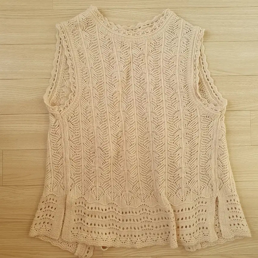 [BUNJANG] Balletcore Ivory Knit Vest Cardigan / 발레코어 아이보리 니트 조끼 베스트 가디건 끈 묶음