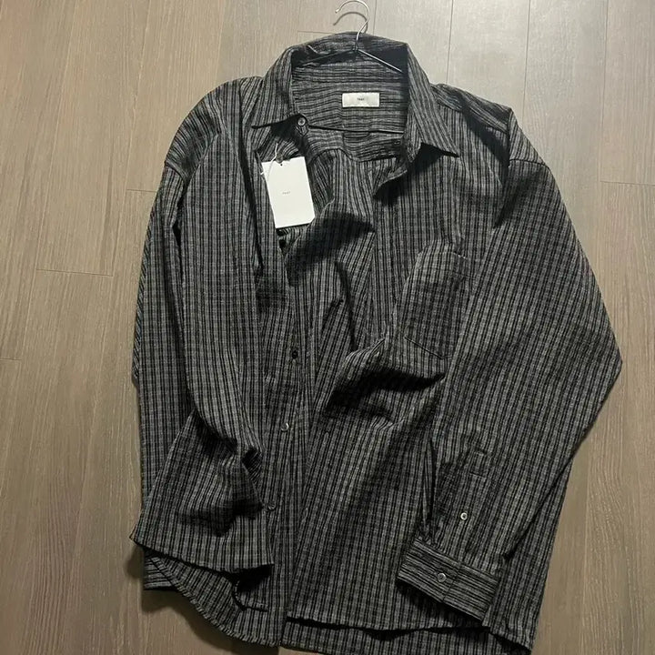 [BUNJANG] TNGT Seersucker Check Shirt / [새상품] TNGT 시어서커 체크 셔츠 블랙