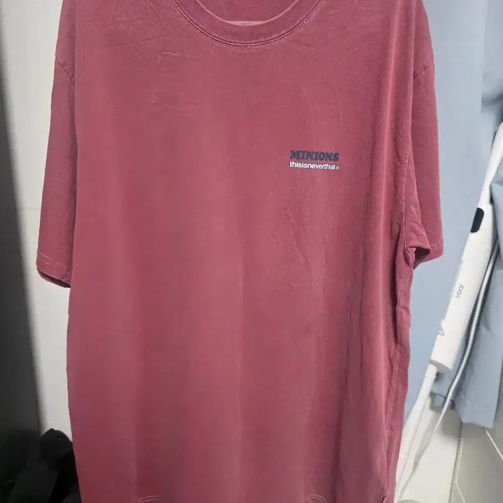 [BUNJANG] thisisneverthat Minions Collaboration T-shirt / 디스이즈네버댓 미니언즈 콜라보 반팔티셔츠