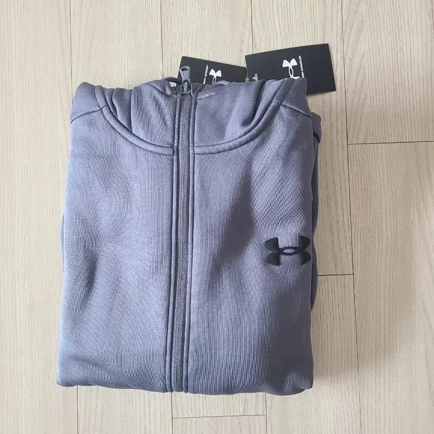[SOLD OUT] 언더아머 XL 미사용 새것.ㅡ 무료배송